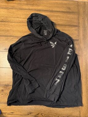 American Eagle Outfitters Black vintage Long-Sleeve Hooded Tee w/ Graphics